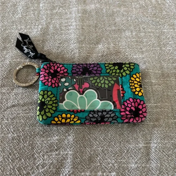 Vera Bradley Disney CC Holder RARE!NWOT - Picture 1 of 5